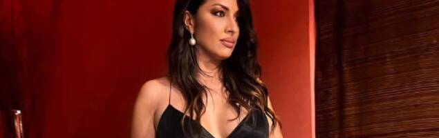 Brutalno pretučena, zapaljen joj automobil... Evo ko je pevačica kojoj je izgorela kuća