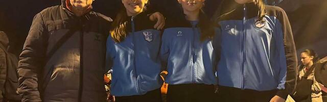 Tri medalje za Zadrugar: Karatistkinje zablistale u Banjaluci