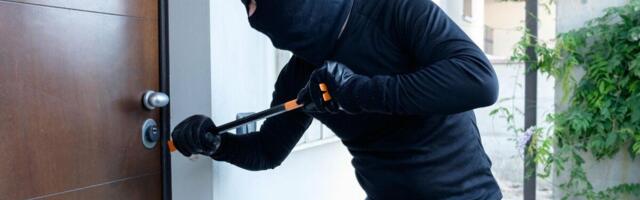 Zatekao provalnika na vratima i pozvao policiju: Usledio neviđen šok, pogledajte šta su našli u njegovom domu!