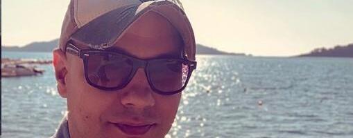 "ZAGREVAO SAM BAJAT HLEB" Pevač bio najpopularniji, a nije imao od čega da živi! Bolni detalji o kojima je ćutao 20 godina: Jeo ostatke sendviča drugih ljudi...
