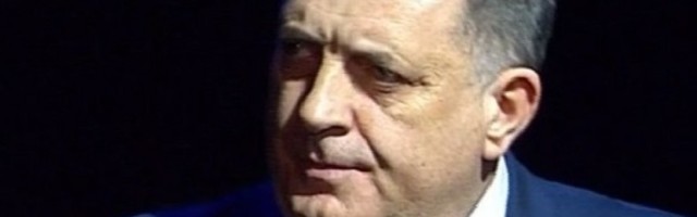Dodik odgovorio na pretnje ratom Izetbegovića i Komšića