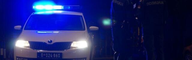 PRETUKLI MLADIĆA, PA GA BACILI SA TERASE! Brutalna tuča u lazarevačkoj kladionici, ležao nepomičan u lokvi krvi