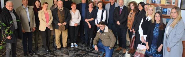 KNJIŽEVNI SUSRETI SAVREMENA SRPSKA PROZA U Trsteniku održana tradicionalna nacinalna kulturna manifestacija po 42. put (FOTO)