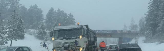 RHMZ od jutros ne prestaje da niže upozorenja: Led spreman da pokosi Srbiju, poseban alarm u ovom gradu