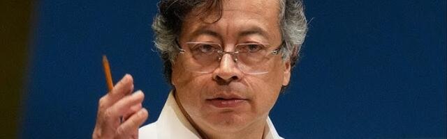 Predsednik Kolumbije preti oružjem Americi