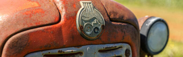 Mlekari i poljoprivrednici ČETVRTI DAN blokiraju Ibarsku magistralu