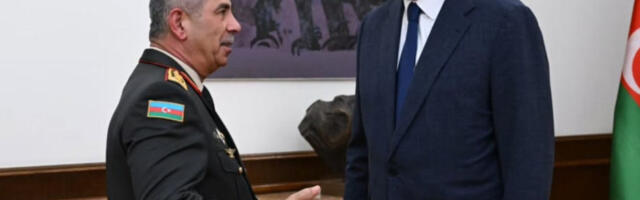 Vučić se sastao sa generalom Hasanovom: Akcenat na vojno-tehničkoj saradnji i geopolitičkoj situaciji