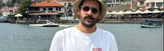 "Tu sam učio da hodam i plivam, a sad moram da plaćam ležaljku 50 €" Crnogorski glumac besan zbog paprenih cena u Budvi: "Grozno i poražavajuće"