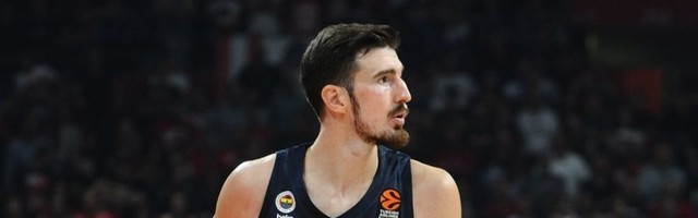 Sada nije bilo drame: Fener u polufinalu, Mahmutoglu i De Kolo sredili Darušafaku