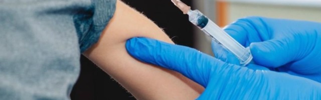 Medicinari osudili peticiju protiv vakcinacije dece