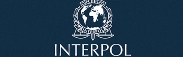 POLICIJA OTIŠLA DA PREUZME KRSTU VUJIĆA, A KOLEGE IM PODMETNULE SLOVENCA Interpol Švajcarske umešan u međunarodni skandal