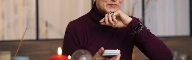 Tarot horoskop za oktobar 2025: Vodolija u potrazi za ravnotežom, Strelac slavi život, Ribe otkrivaju moć intuicije