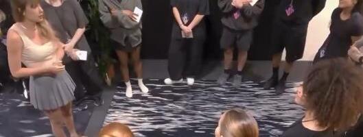 Pogledajte reakciju ljudi koji su upravo saznali da će podeliti 197 miliona dolara (VIDEO)