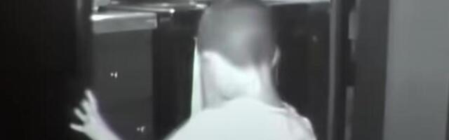 OVO JE NAJJEZIVIJA FOTOGRAFIJA IKADA! Skriva tragičnu sudbinu dečaka koji je želeo da... PRIZOR SLAMA NA KOMADE!