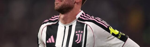 GDE JE ZAPELO IZMEĐU VLAHOVIĆA I BARSELONE?! NASTAO PROBLEM: Zašto Hansiju Fliku nije po volji dolazak Srbina?