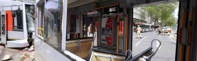 Stravične scene u Dizeldorfu! Došlo do čeonog sudara dva tramvaja - povređeno skoro 30 ljudi