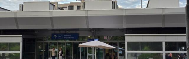 Haos u Tivtu: Srbi se preusmeravaju na druge aerodrome