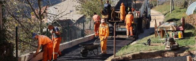 Radovi na putnoj infrastrukturi u Krčagovu i Carini