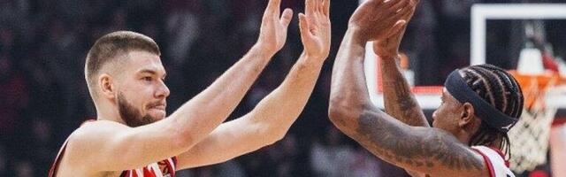 TRIJUMFALNO KROZ BRANDENBURŠKU KAPIJU: Iz Berlina se vidi plej-of - evo gde možete gledati meč Albe i Zvezde Meridianbet!