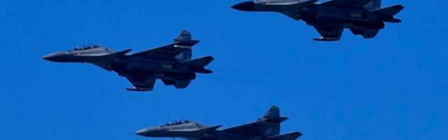 DRAMA NA NEBU! Ruski lovci krenuli ka Aljasci, Amerikanci ODMAH DIGLI avione!