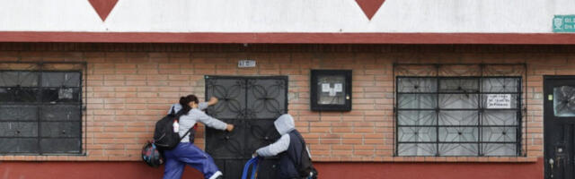 Очекиване јаке поплаве након што тропски циклон погоди Квинсленд