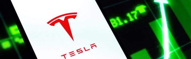 Holandija uvodi autonomnu vožnju – Tesline akcije pred eksplozijom!