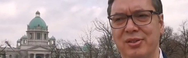 Vučić: Stiglo još 10.000 vakcina, svet kao Titanik