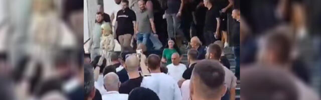 Građani izbiždali članove gradskog odbora SDP (VIDEO)