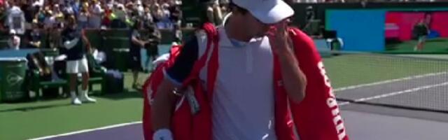 Pogledajte kako je Novak zagrlio i ispratio Srbina kojeg je jedva dobio u Indijan Velsu: Tako rade šampioni!