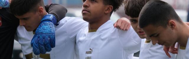 Najveći talenat srpskog fudbala dao gol za Arsenal, pa morao da bude golman, Englezi ostali u čudu