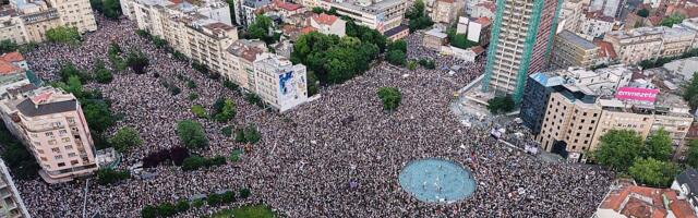 Vučić: Velika je laž da je na Slaviji bilo 190.000 ljudi