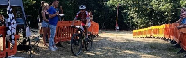 Dvanaest medalja za bicikliste Borca na Prvenstvu Srbije u planinskom biciklizmu