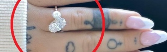 VERILA SE POZNATA PEVAČICA! Zasijao SKUPOCENI PRSTEN na ruci - posle 10 meseci rekla DA agentu za nekretnine/FOTO