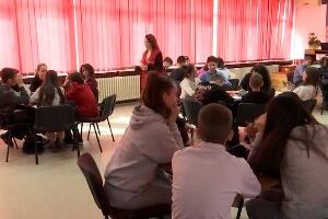 Против вршњачког насиља - како га препознати и заштити децу?