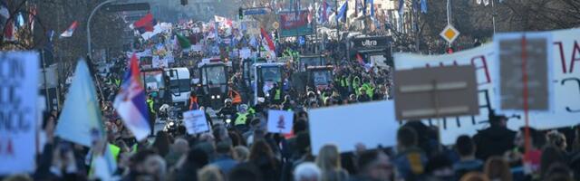 Protest u NS u 12 sati zbog masovnih hapšenja demonstranata