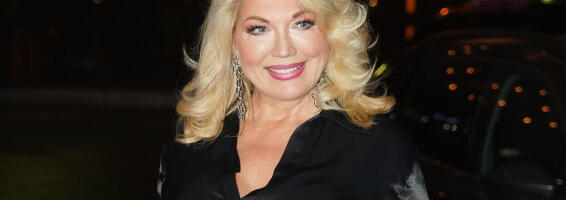 SUZANA MANČIĆ SE PONOVO PODMLADILA, NEĆETE VEROVATI KAKO SAD IZGLEDA: Osvanula prva slika nakon intervencije!