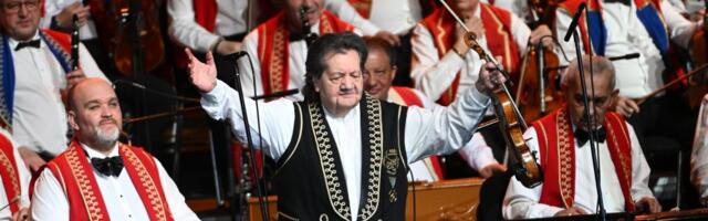 Budimpeštanski romski simfonijski orkestar održao koncert u Sava Centru