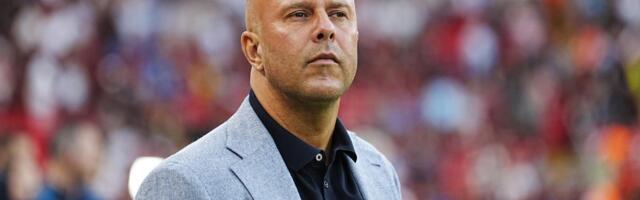 BRITANSKI MEDIJI PIŠU: Slot i naredne sezone ostaje trener Liverpula