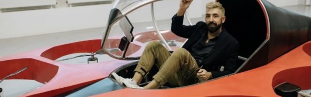 NOVU SEZONU EMISIJE "AMI G SHOW" OTVARA U LETEĆEM AUTOMOBILU?