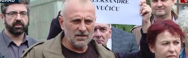 "SNS je IZDAO zemlju": U sredu protest u Loznici, Kokanović zove na BLOKADE širom Srbije