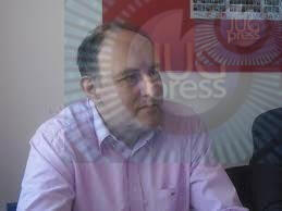 Dr Slobodan Pejić DS: Građani, dajte potpise studentima