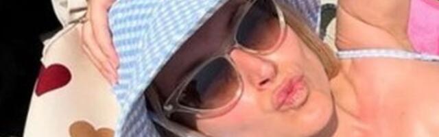 Anđelka se skinula, pa uslikala odozgo: Mreže se zapalile, a onda je objavila kako je "uhvatila" muža