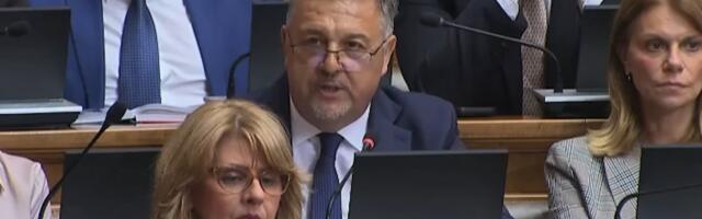 Epski blam Đilasovog poslanika: Šok u Skupštini -Da li je moguće da je ovo izgovorio?! (VIDEO)
