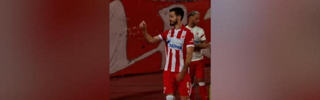 Trenutak kada je kompletan stručni štab Larna zastao da odgleda Zvezdino slavlje