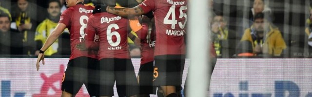 Derbi desetkovanih u Turskoj: Galati fale sedmorica, Konji jedan više