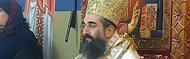 Владика Арсеније доделио грамате за хуманитарни рад