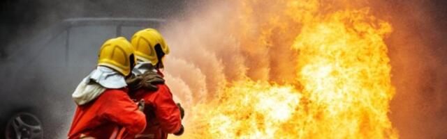 ČOVEK ŽIV IZGOREO U AUTOMOBILU! Horor kod Šida - nesrećnom muškarcu nije bilo spasa! (FOTO)