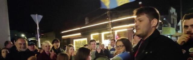 Leskovčani sačekali studente i srednjoškolce – oni poručili da zahtevi nisu ispunjeni, nastavljaju sa protestima