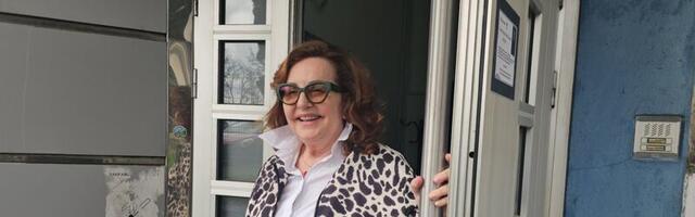 (FOTO) Ana Bekuta u animal printu stigla na snimanje "Zvezde Granda": Stajling sve ostavio bez teksta