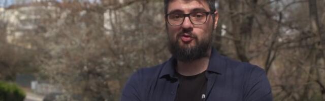 Advokat uhapšenog tviteraša Kristal Met Dejmona tvrdi:  Nije odveden na skener glave, ne daju mi da ga vidim